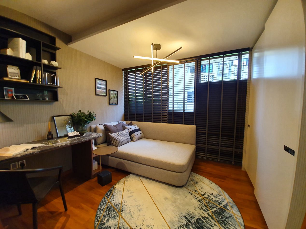 THE WHITLEY RESIDENCES